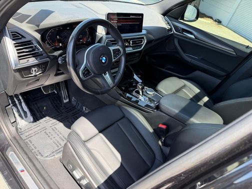 Black Sapphire Metallic 2023 BMW X3 sDrive30i