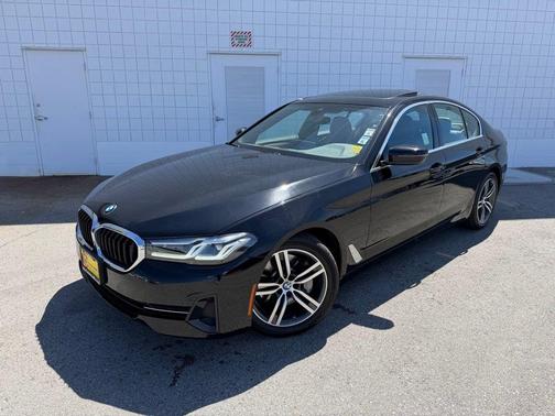 Jet Black 2023 BMW 530 i