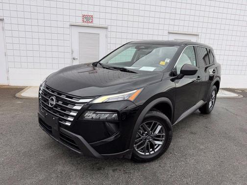 Black 2024 Nissan Rogue S