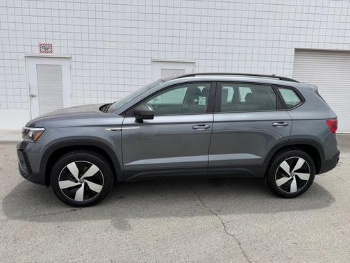 Platinum Gray Metallic 2024 Volkswagen Taos 1.5T S