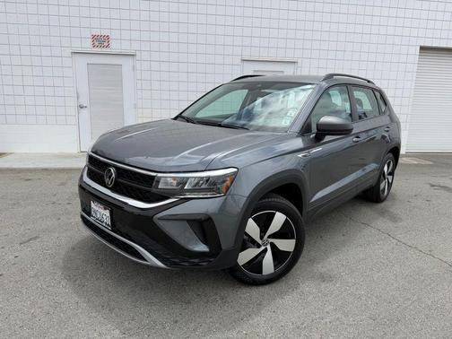 Platinum Gray Metallic 2024 Volkswagen Taos 1.5T S