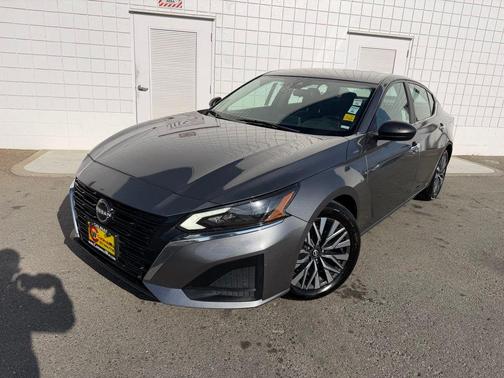Gun Metallic 2024 Nissan Altima 2.5 SV