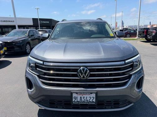 Platinum Gray Metallic 2024 Volkswagen Atlas 2.0T SE