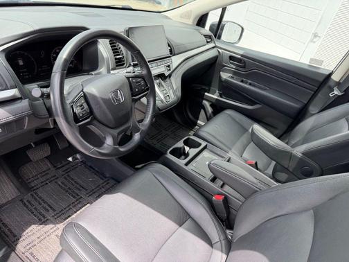 Modern Steel Metallic 2025 Honda Odyssey EX-L