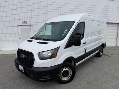 Oxford White 2023 Ford Transit-250 Base