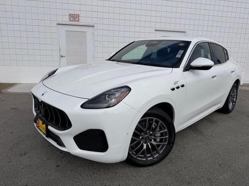 White 2024 Maserati Grecale GT