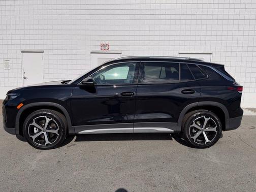 Deep Black Pearl Effect 2026 Volkswagen Tiguan 2.0T SE