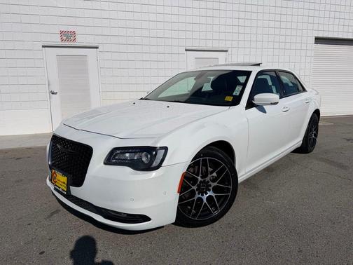 Bright White Clearcoat 2023 Chrysler 300 S