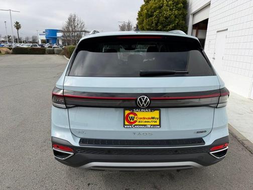Monument Gray 2026 Volkswagen Taos 1.5T SEL