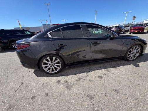 Jet Black Mica 2019 Mazda Mazda3 FWD w/Preferred Package