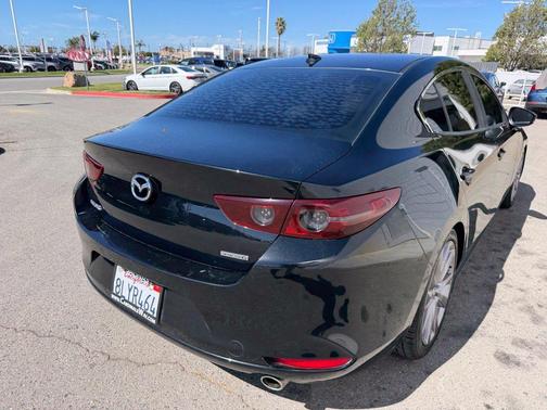 Jet Black Mica 2019 Mazda Mazda3 FWD w/Preferred Package