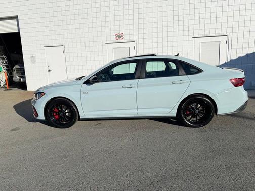 Monument Gray W/Deep Black Roof 2026 Volkswagen Jetta GLI 2.0T Autobahn