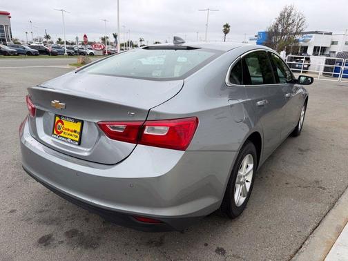 Sterling Gray Metallic 2024 Chevrolet Malibu LT