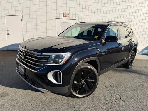 2025 Volkswagen Atlas 2.0T SE