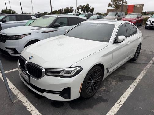 White Metallic 2021 BMW 530 i
