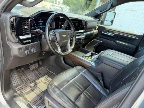 Sterling Gray Metallic 2024 Chevrolet Silverado 3500 High Country