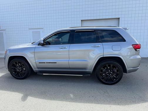 Billet Silver Metallic 2021 Jeep Grand Cherokee Laredo X