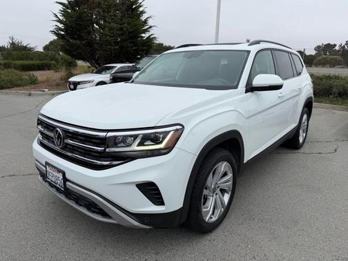 Pure White 2023 Volkswagen Atlas 3.6L SE w/Technology