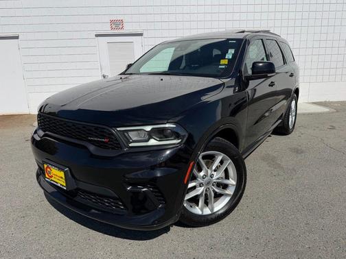 Black Clearcoat 2024 Dodge Durango GT