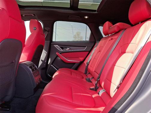 2026 Jaguar F-PACE P250 R-Dynamic S
