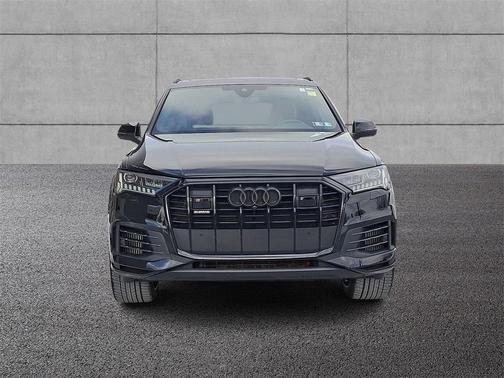 2023 Audi Q7 55 Premium