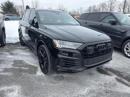 2023 Audi Q7 55 Premium