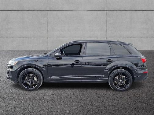 2023 Audi Q7 55 Premium