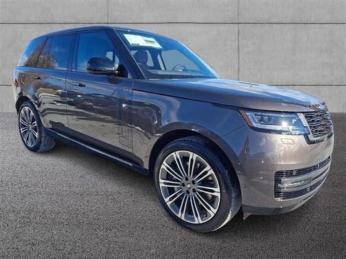 2025 Land Rover Range Rover P530 SE