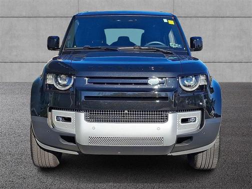 2025 Land Rover Defender P400 S