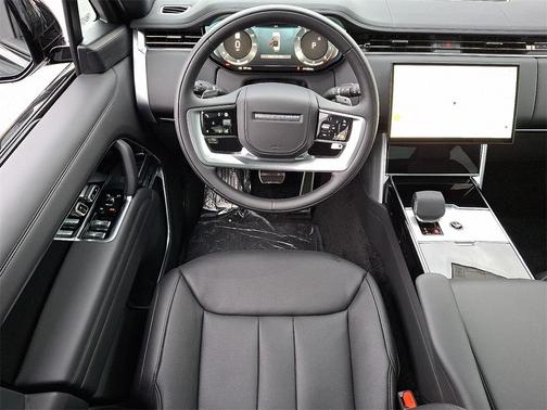 2025 Land Rover Range Rover P530 SE