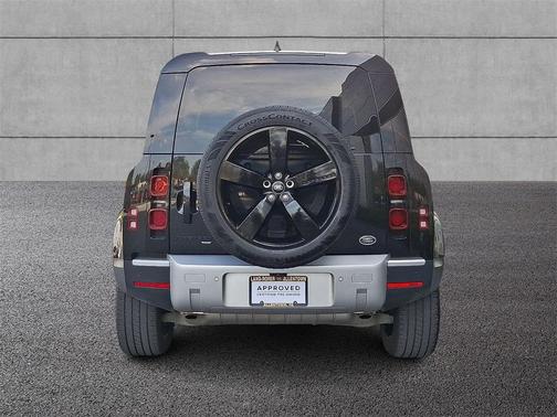 2023 Land Rover Defender 110 SE