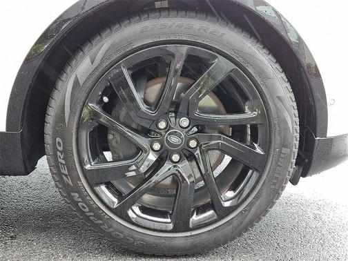2024 Land Rover Discovery P360 Dynamic SE