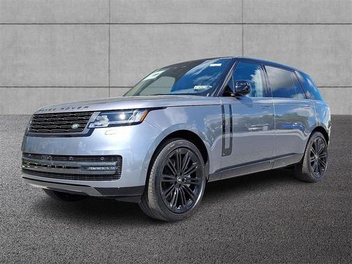 2025 Land Rover Range Rover P530 SE 7 Seat