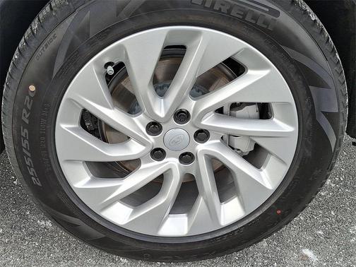 2026 Land Rover Discovery S