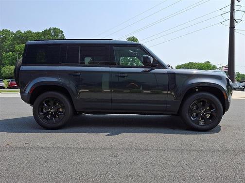 2025 Land Rover Defender P400 S