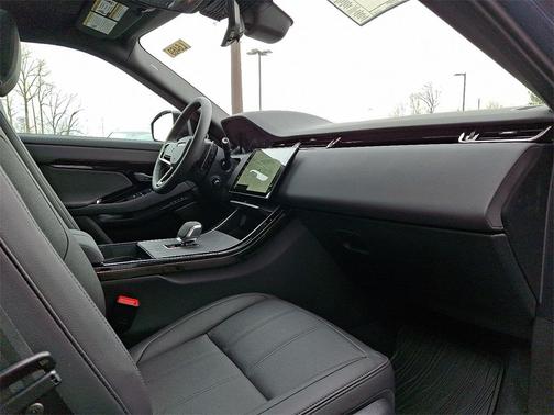 2026 Land Rover Range Rover Evoque Core S