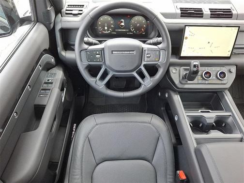 2025 Land Rover Defender P400 X-Dynamic SE