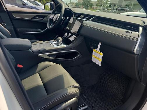 2025 Jaguar F-PACE P250 R-Dynamic S
