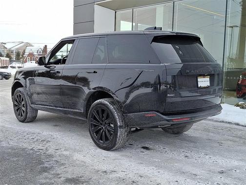 2026 Land Rover Range Rover P400 SE