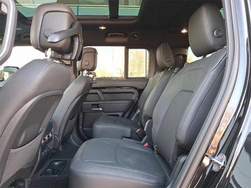 2026 Land Rover Defender 130 S