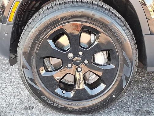 2026 Land Rover Defender 130 S