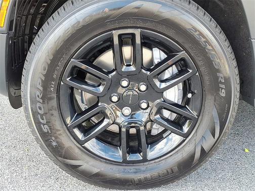 2026 Land Rover Defender S