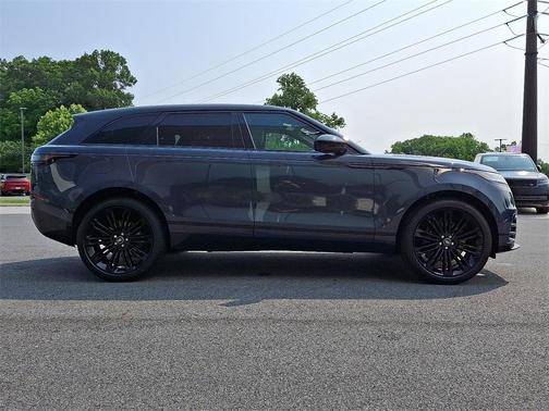 2026 Land Rover Range Rover Velar P250 Dynamic SE