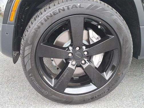 2026 Land Rover Defender S