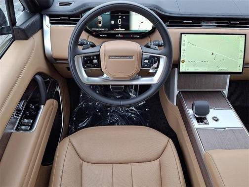 2025 Land Rover Range Rover P530 SE