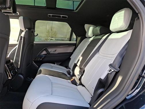 2026 Land Rover Range Rover Sport HSE