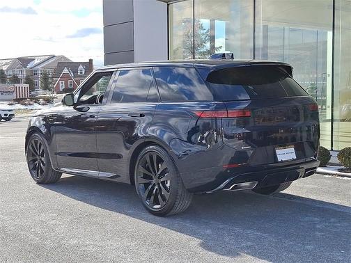 2026 Land Rover Range Rover Sport HSE