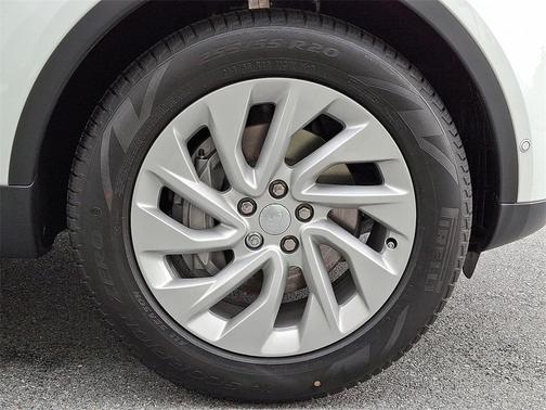 2025 Land Rover Discovery P300 S