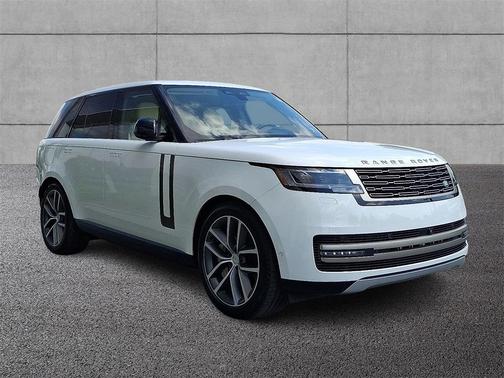 2025 Land Rover Range Rover P550e SE