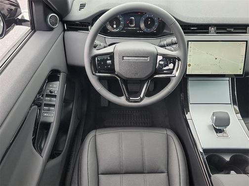 2025 Land Rover Range Rover Evoque Core S